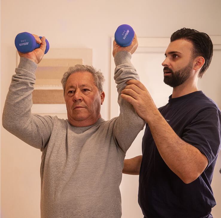 La importancia de la fisioterapia en personas mayores.